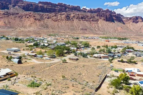 2061 E Starbuck Ln, Moab, UT 84532 photo 6