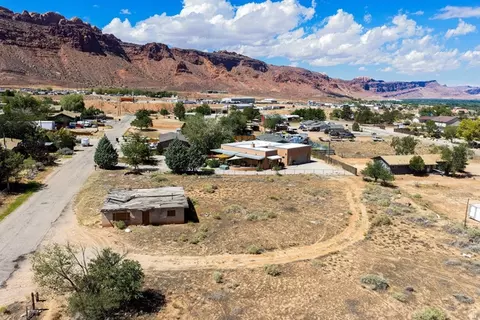 2061 E Starbuck Ln, Moab, UT 84532 photo 11