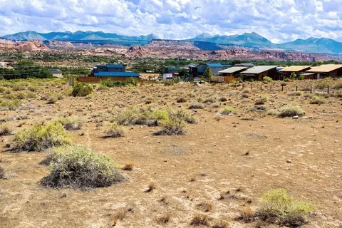 2061 E Starbuck Ln, Moab, UT 84532 photo 10
