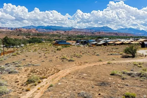 2061 E Starbuck Ln, Moab, UT 84532 photo 9