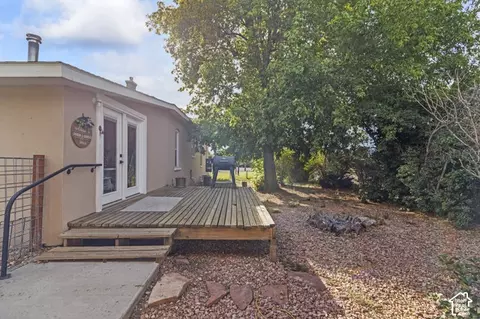 Exterior - 492 N 200 E, Monroe, UT 84754 photo 2 of 16