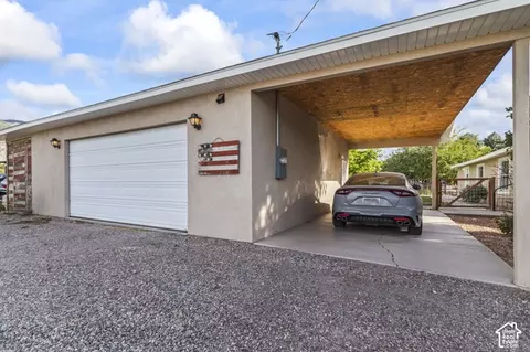 Exterior - 492 N 200 E, Monroe, UT 84754 photo 4 of 16