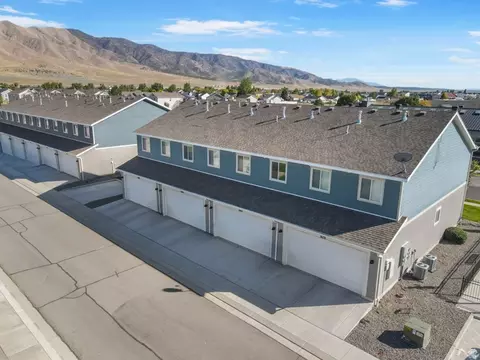 View/Area - 1682 E Stone Creek Way, Eagle Mountain, UT 84005 photo 3 of 4