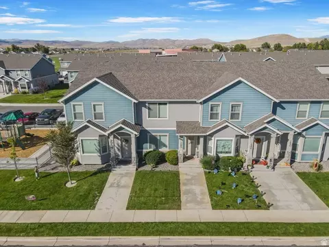View/Area - 1682 E Stone Creek Way, Eagle Mountain, UT 84005 photo 1 of 4