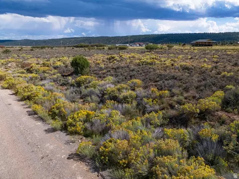 14 E Spring Draw Dr #13, La Sal, UT 84530 photo 13