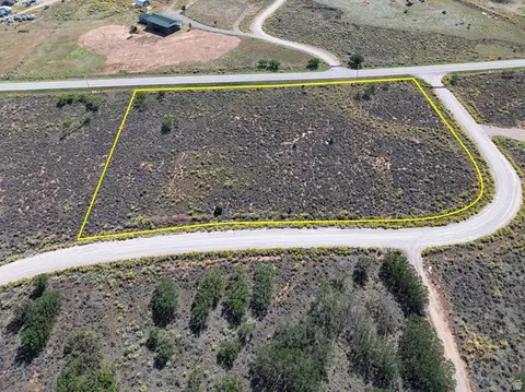 14 E Spring Draw Dr #13, La Sal, UT 84530