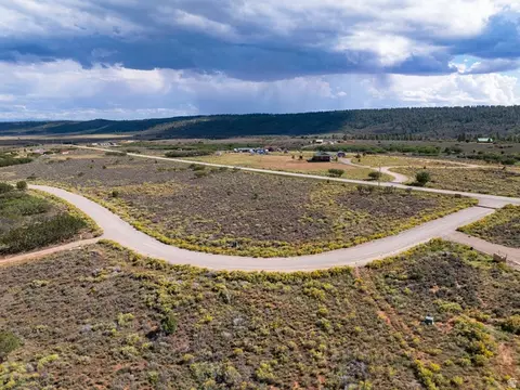 14 E Spring Draw Dr #13, La Sal, UT 84530 photo 3
