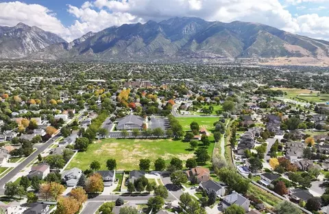11675 S 300 E, Draper, UT 84020 photo 2