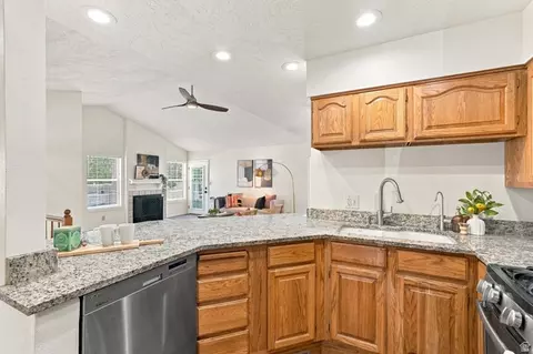 Kitchen - 246 W 925 N, Bountiful, UT 84010 photo 2 of 3