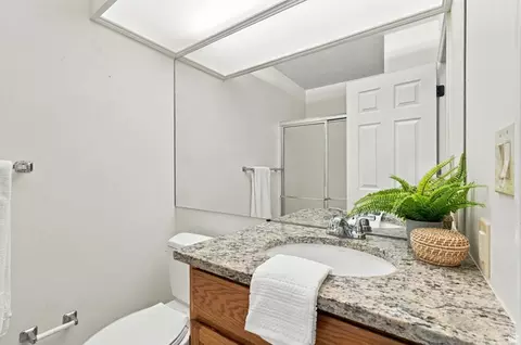 Bath - 246 W 925 N, Bountiful, UT 84010 photo 2 of 3