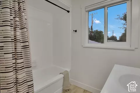 Bath - 1167 29th St, Ogden, UT 84403 photo 2 of 2