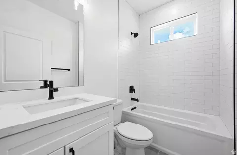 Bath - 489 E 7800 S, Midvale, UT 84047 photo 1 of 3