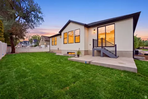 Exterior - 489 E 7800 S, Midvale, UT 84047 photo 6 of 6