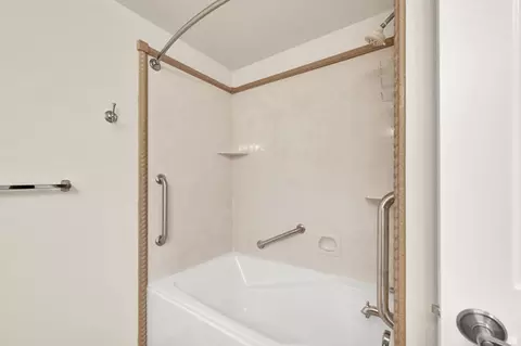 Bath - 346 N 360 E, Orem, UT 84057 photo 7 of 7