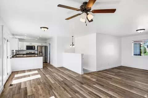 Living - 710 E 720 N, Smithfield, UT 84335 photo 5 of 7