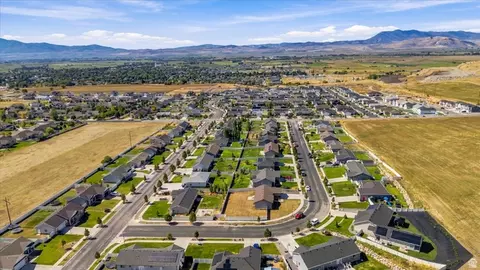 View/Area - 710 E 720 N, Smithfield, UT 84335 photo 9 of 14