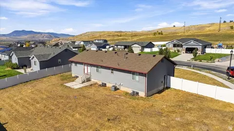 View/Area - 710 E 720 N, Smithfield, UT 84335 photo 2 of 14