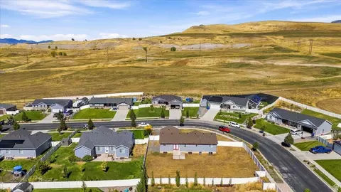 View/Area - 710 E 720 N, Smithfield, UT 84335 photo 12 of 14