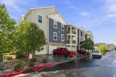 Exterior - 99 W Silver Springs Dr #1210, Orem, UT 84058 photo 4 of 12