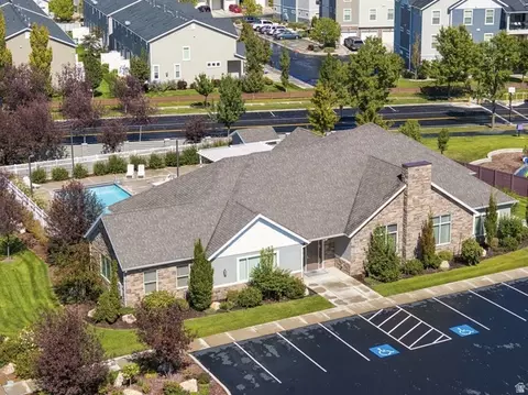 Exterior - 99 W Silver Springs Dr #1210, Orem, UT 84058 photo 5 of 12
