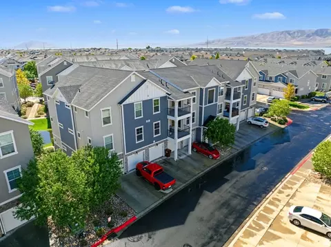 View/Area - 99 W Silver Springs Dr #1210, Orem, UT 84058 photo 2 of 9