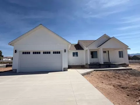 Exterior - 862 S 1100 E, Preston, ID 83263 photo 2 of 5