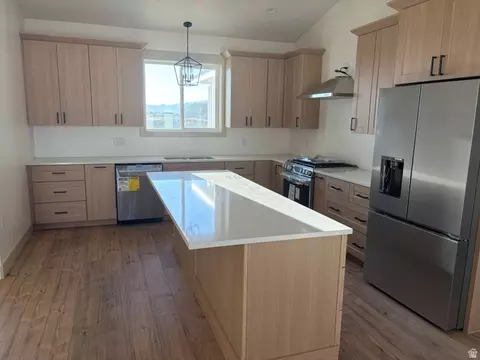 Kitchen - 862 S 1100 E, Preston, ID 83263 photo 2 of 3