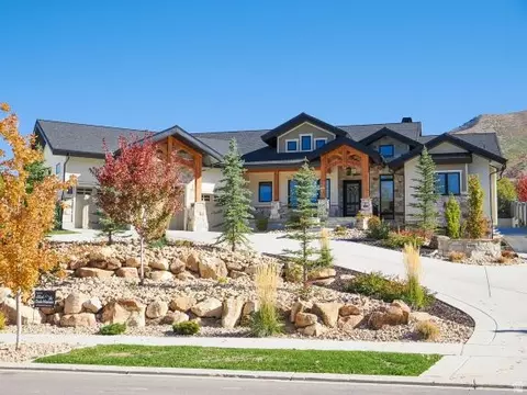 Exterior - 3167 S Mapleton Estates Dr E, Mapleton, UT 84664 photo 2 of 9