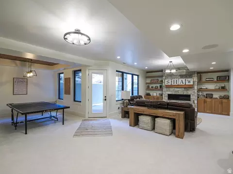 Living - 3167 S Mapleton Estates Dr E, Mapleton, UT 84664 photo 4 of 5