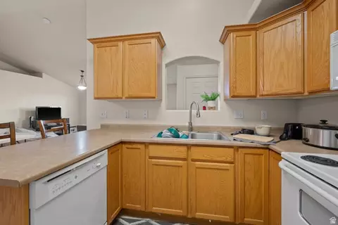 Kitchen - 3569 E Rock Rd S #G12, Eagle Mountain, UT 84005 photo 3 of 3