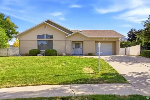 3669 S Kimbary Cir, Salt Lake City, UT 84109
