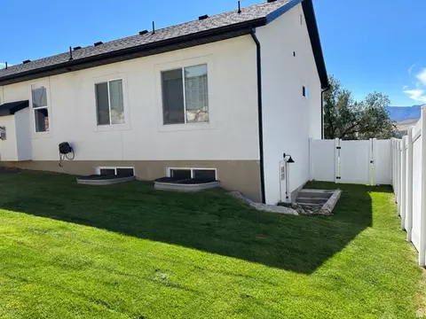 Exterior - 764 N Sunset Dr, Morgan, UT 84050 photo 2 of 4