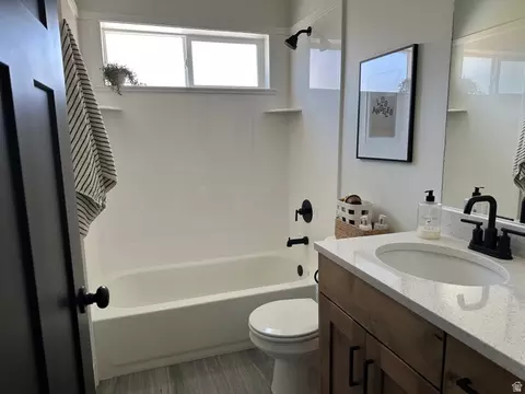 Bath - 764 N Sunset Dr, Morgan, UT 84050 photo 5 of 6