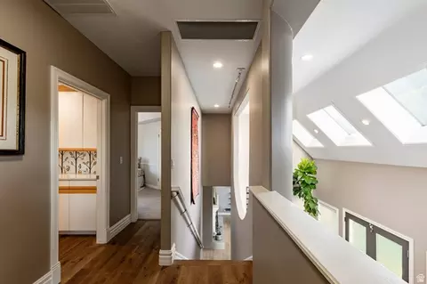 Entry Way - 4 Lone Hollow Cv, Sandy, UT 84092 photo 2 of 2