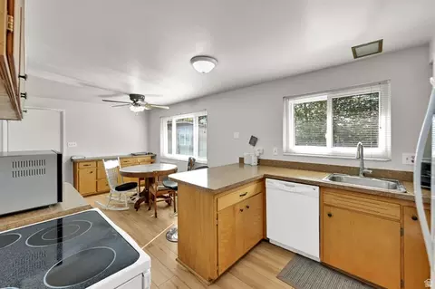 Kitchen - 6312 S 560 E, Murray, UT 84107 photo 1 of 2