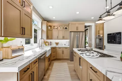 Kitchen - 515 S Silver Ln E, Alpine, UT 84004 photo 1 of 6