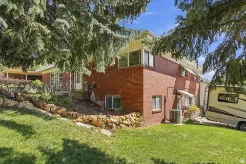 Exterior - 2960 E La Joya Dr S, Holladay, UT 84124 photo 6 of 6