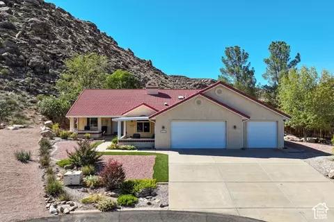 1426 W Monticello Cir, Saint George, UT 84790