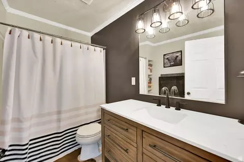Bath - 217 W 1425 N, Sunset, UT 84015 photo 1 of 2