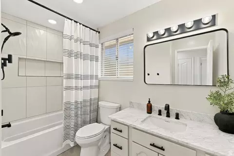Bath - 364 W Harvard Dr #B, Midvale, UT 84047 photo 1 of 1