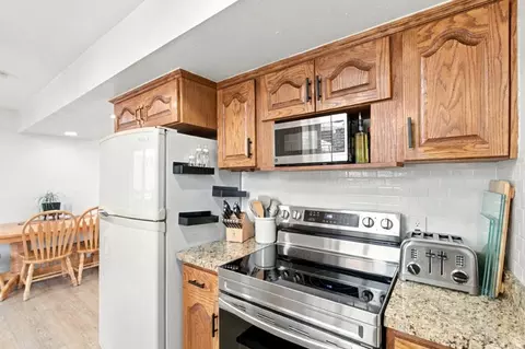 Kitchen - 364 W Harvard Dr #B, Midvale, UT 84047 photo 5 of 5