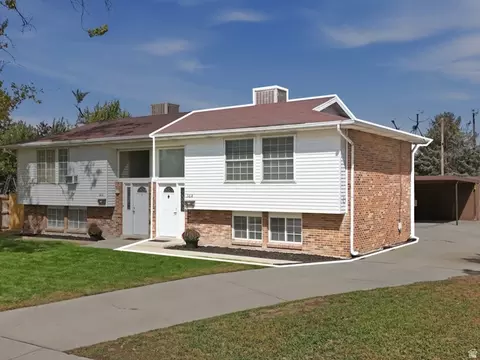 Exterior - 364 W Harvard Dr #B, Midvale, UT 84047 photo 2 of 9
