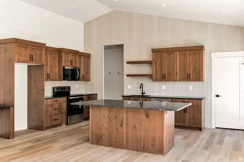 Kitchen - 642 E 250 N, Providence, UT 84332 photo 1 of 6
