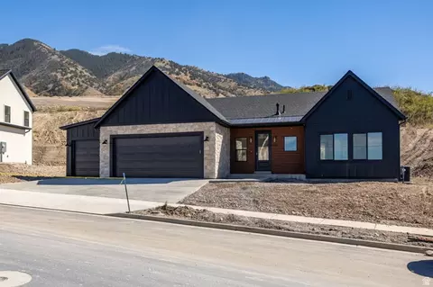 Exterior - 642 E 250 N, Providence, UT 84332 photo 3 of 3