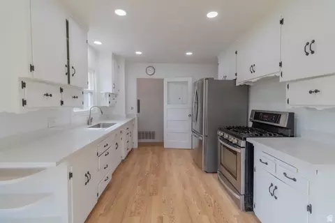 Kitchen - 3845 S Madison Ave E, Ogden, UT 84403 photo 2 of 2