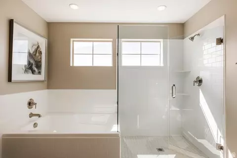 Bath - 252 E Sandy Sage Way, Sandy, UT 84070 photo 3 of 5
