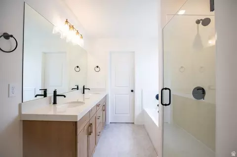 Bath - 477 E 550 N #32, Salem, UT 84653 photo 2 of 3
