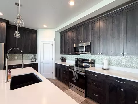 Kitchen - 142 W 825 S, Willard, UT 84340 photo 4 of 4