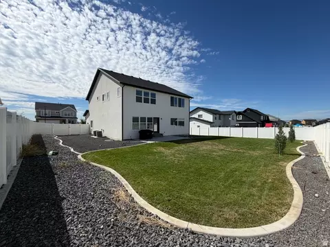 Exterior - 142 W 825 S, Willard, UT 84340 photo 2 of 5