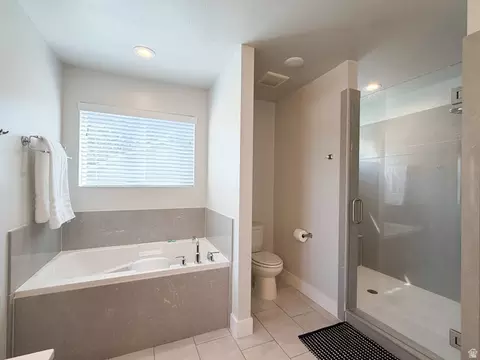 Bath - 142 W 825 S, Willard, UT 84340 photo 3 of 5